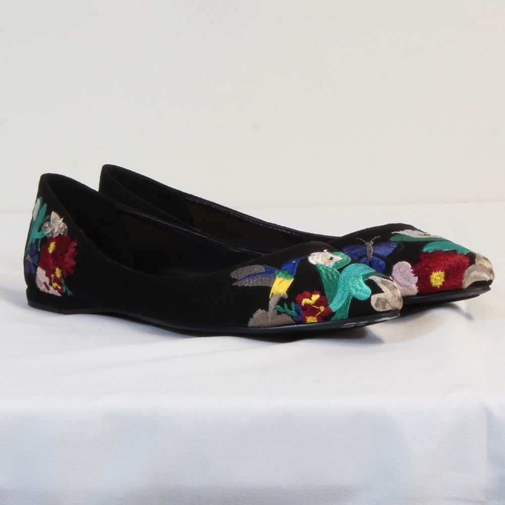Nine West Black Floral Embroidered Flats